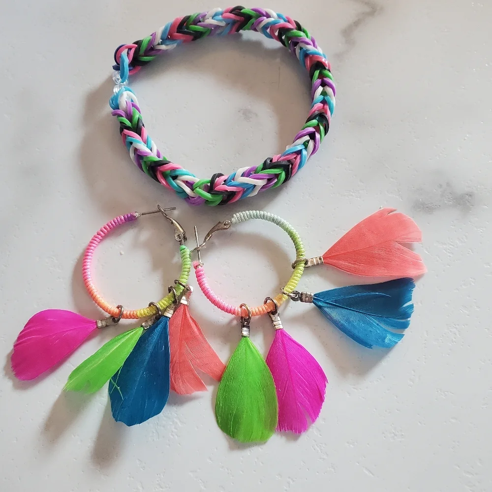 Fun Neon Hoop Feather Earrings & Rubber Band Bracelet Bundle